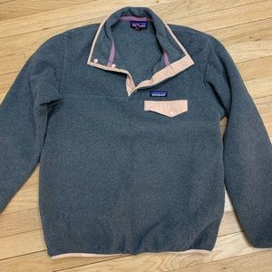 Patagonia grey women’s synchilla size medium